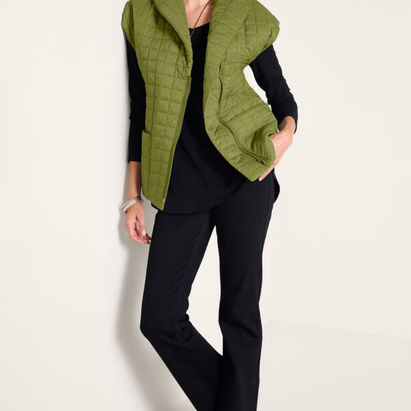 Daybreaker Lightweight Quilted Vest